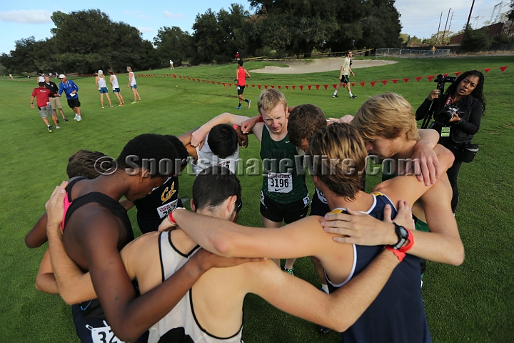 2014StanfordCollMen-260.JPG - College race at the 2014 Stanford Cross Country Invitational, September 27, Stanford Golf Course, Stanford, California.